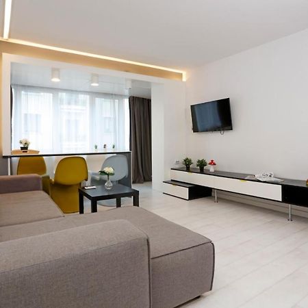 Platinum Apartment With 2 Bedrooms Bucureşti Eksteriør bilde