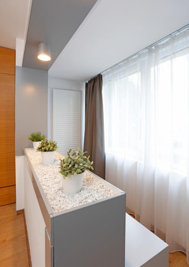 Platinum Apartment With 2 Bedrooms Bucureşti Eksteriør bilde